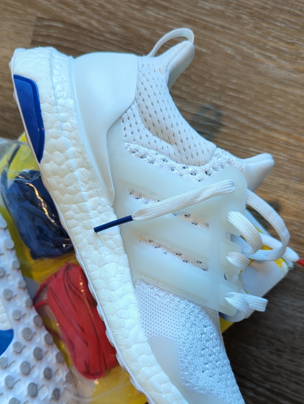 Adidas Ultraboost X UNDFTD - White/Red/Blue - Men's 7/Women's 8.5 - Picture 7 of 13